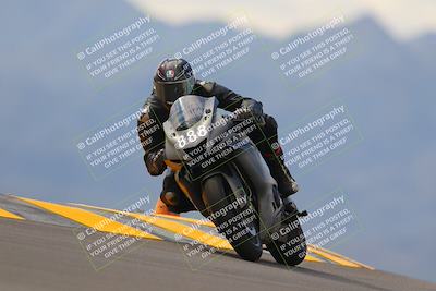 media/Sep-11-2022-SoCal Trackdays (Sun) [[81b7e951af]]/Turn 9 (930am)/